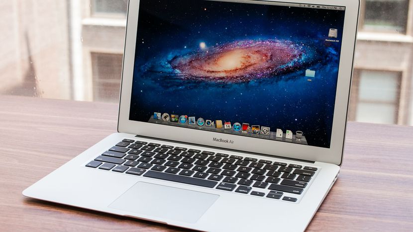 Apple MacBook Air 13" 128 GO à -250€
